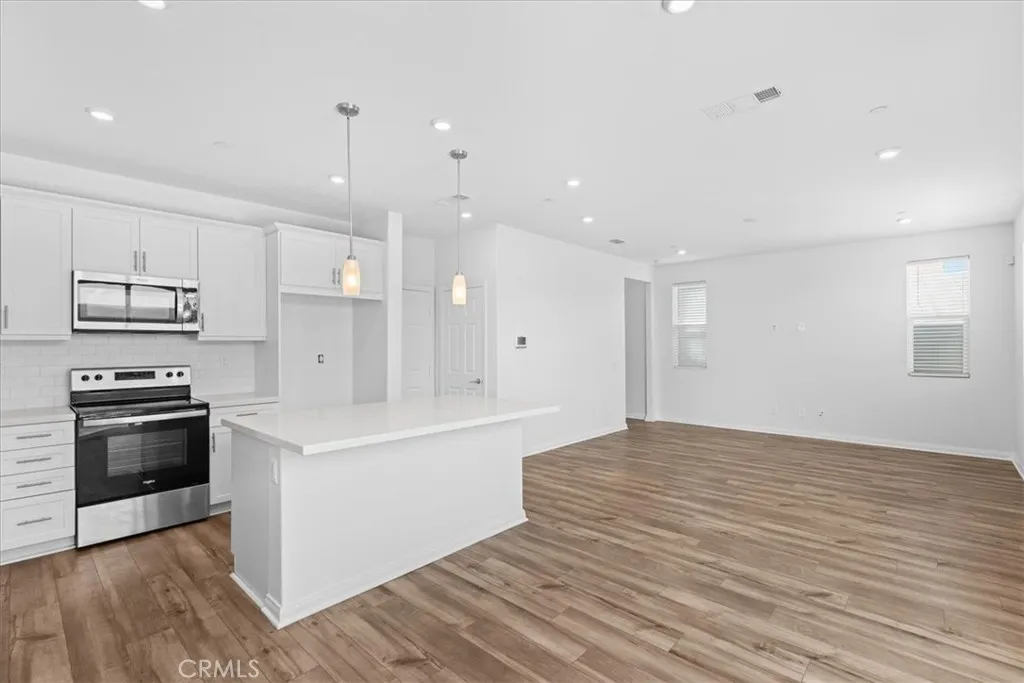505 Pablo, Lake Elsinore, California 92530 home-pic-7