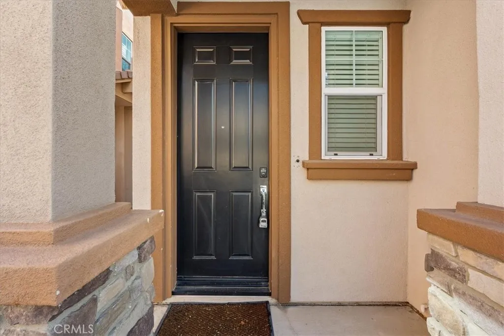 505 Pablo, Lake Elsinore, California 92530 home-pic-2