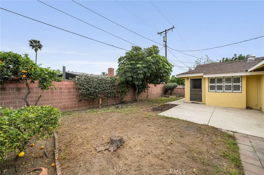 1316 N East Street, Anaheim, California 92805 home-pic-24