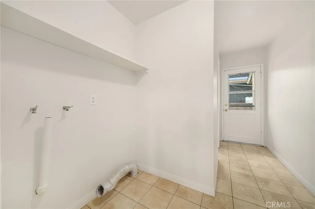 1316 N East Street, Anaheim, California 92805 home-pic-12