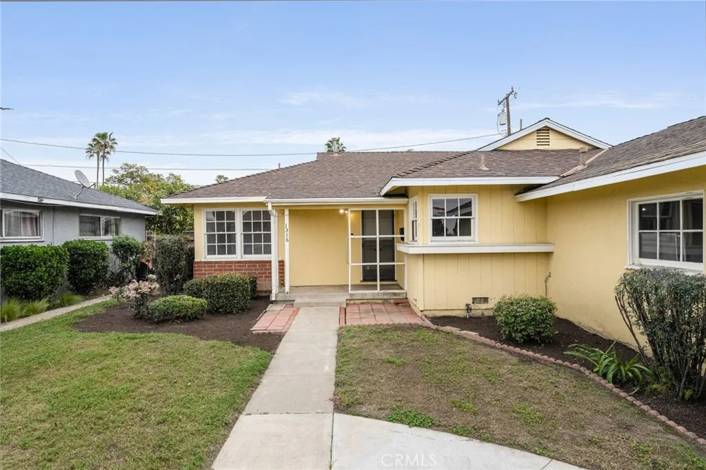 1316 N East Street, Anaheim, California 92805 home-pic-23