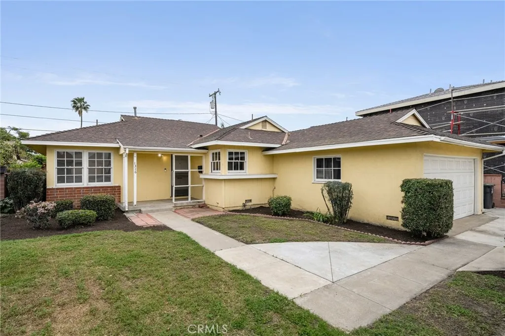 1316 N East Street, Anaheim, California 92805 home-pic-1