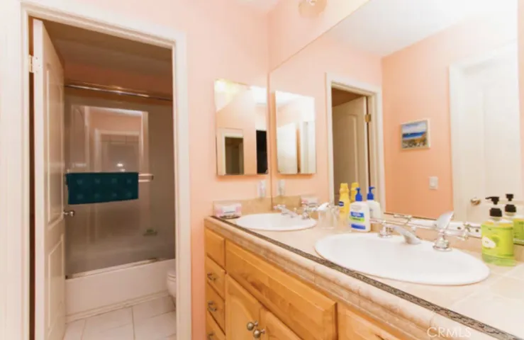 Jack & Jill Bathroom