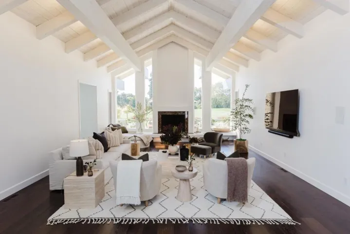 7092 Valley Greens Circle, Carmel, California 93923