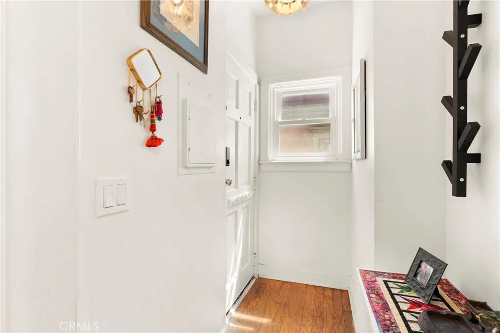 1304 The Strand A, Manhattan Beach, California 90266 home-pic-39