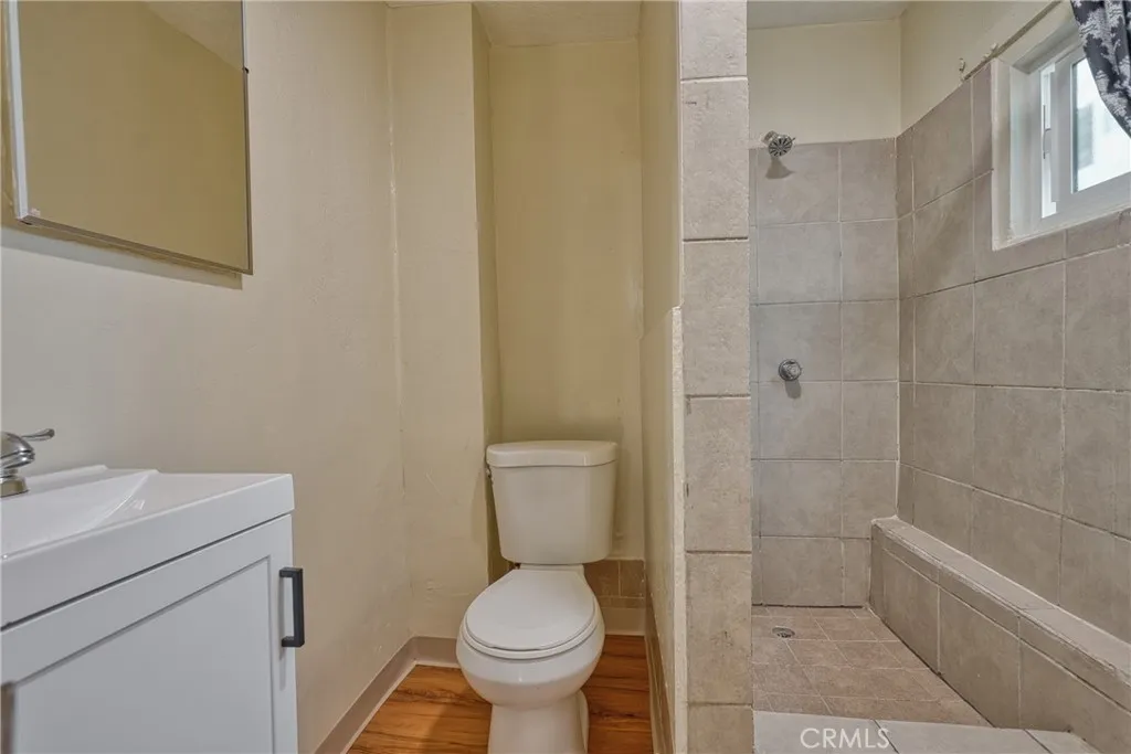 850 W 132nd, Compton, California 90222 home-pic-19