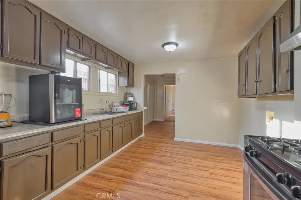 850 W 132nd, Compton, California 90222 home-pic-12