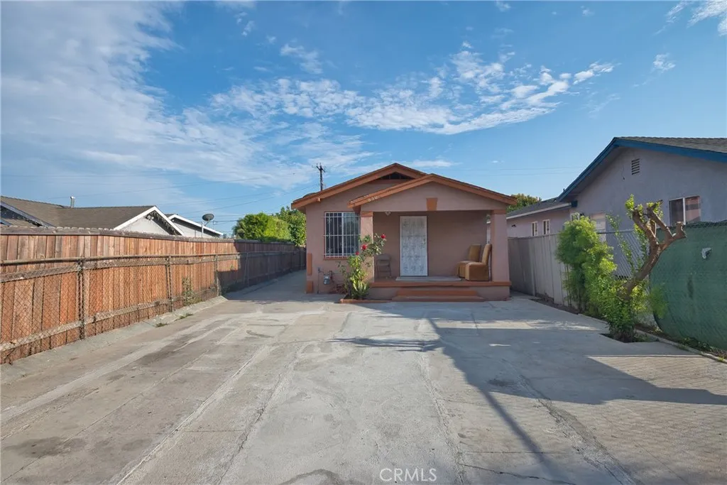 850 W 132nd, Compton, California 90222 home-pic-2