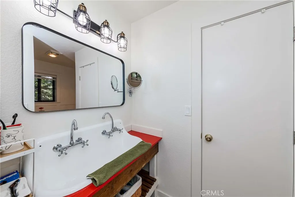 37751 Foxfield Road, Angelus Oaks, California 92305 home-pic-37