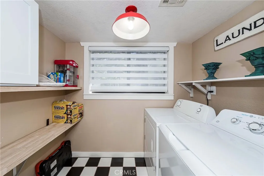 37751 Foxfield Road, Angelus Oaks, California 92305 home-pic-28