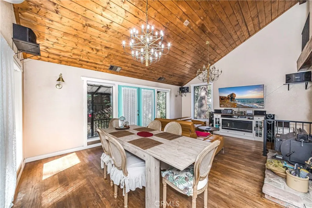 37751 Foxfield Road, Angelus Oaks, California 92305 home-pic-10