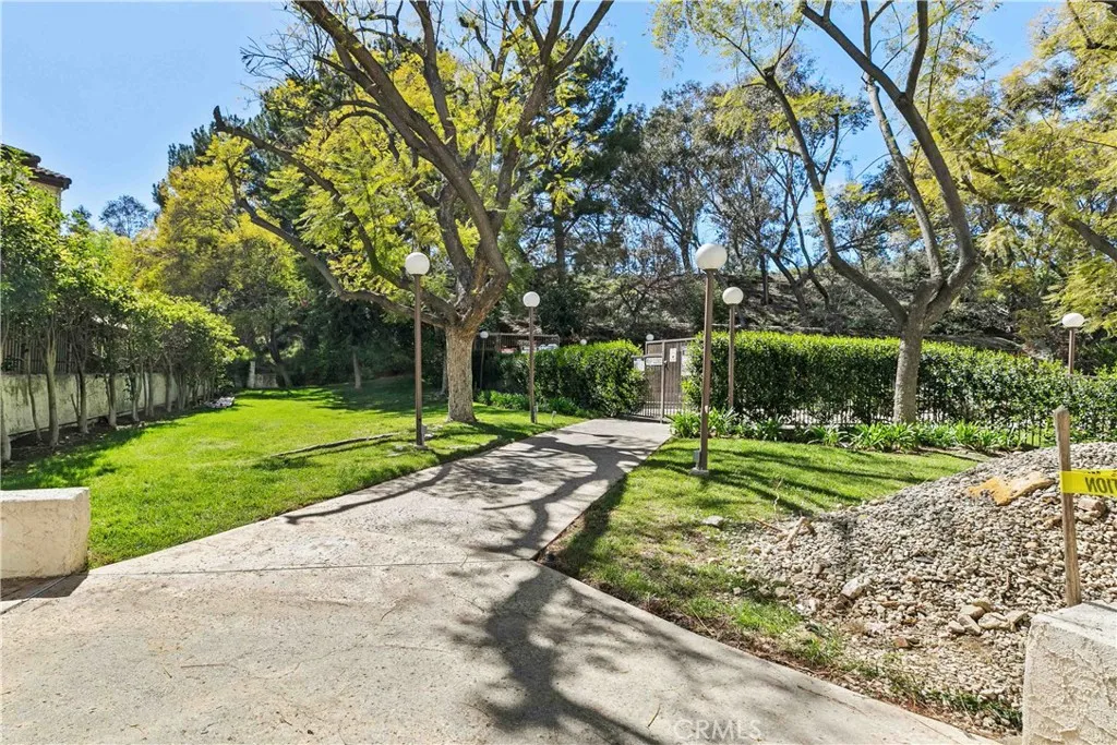 4210 Via Arbolada 317, Los Angeles, California 90042 home-pic-43