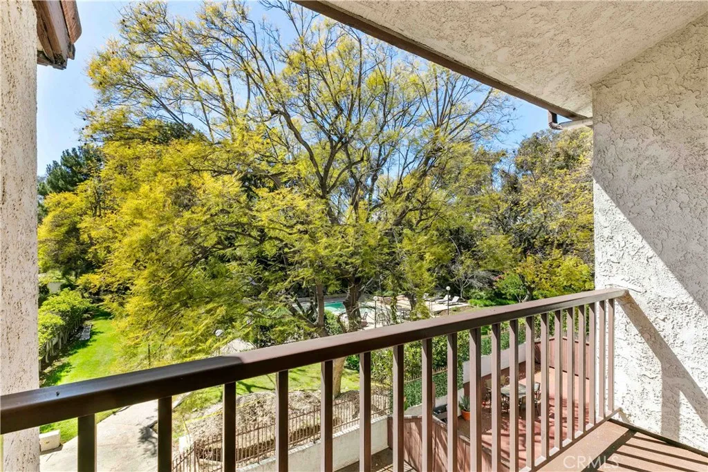 4210 Via Arbolada 317, Los Angeles, California 90042 home-pic-33