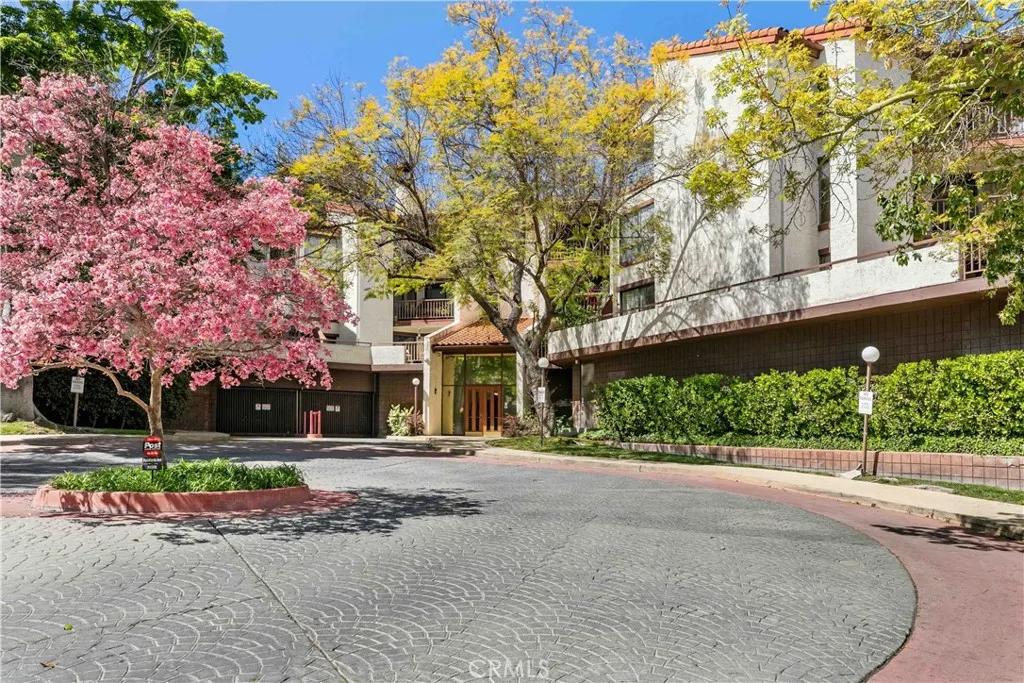 4210 Via Arbolada 317, Los Angeles, California 90042 home-pic-28