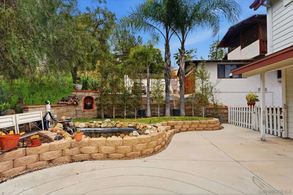 1650 Cuyamaca Ave, Spring Valley, California 91977 home-pic-42