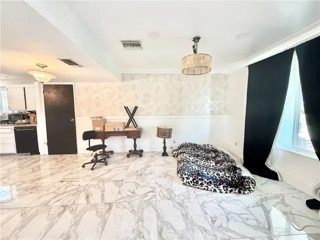 135 S Broadway Street, Ridgecrest, California 93555 — photo 5