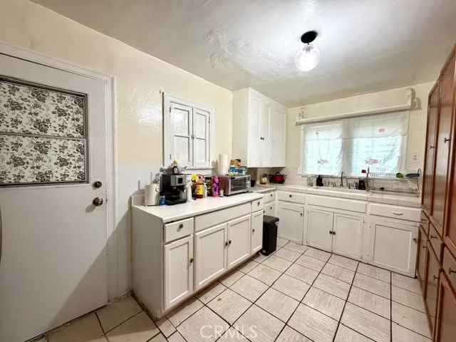 3005 11th Avenue, Los Angeles, California 90018 home-pic-10