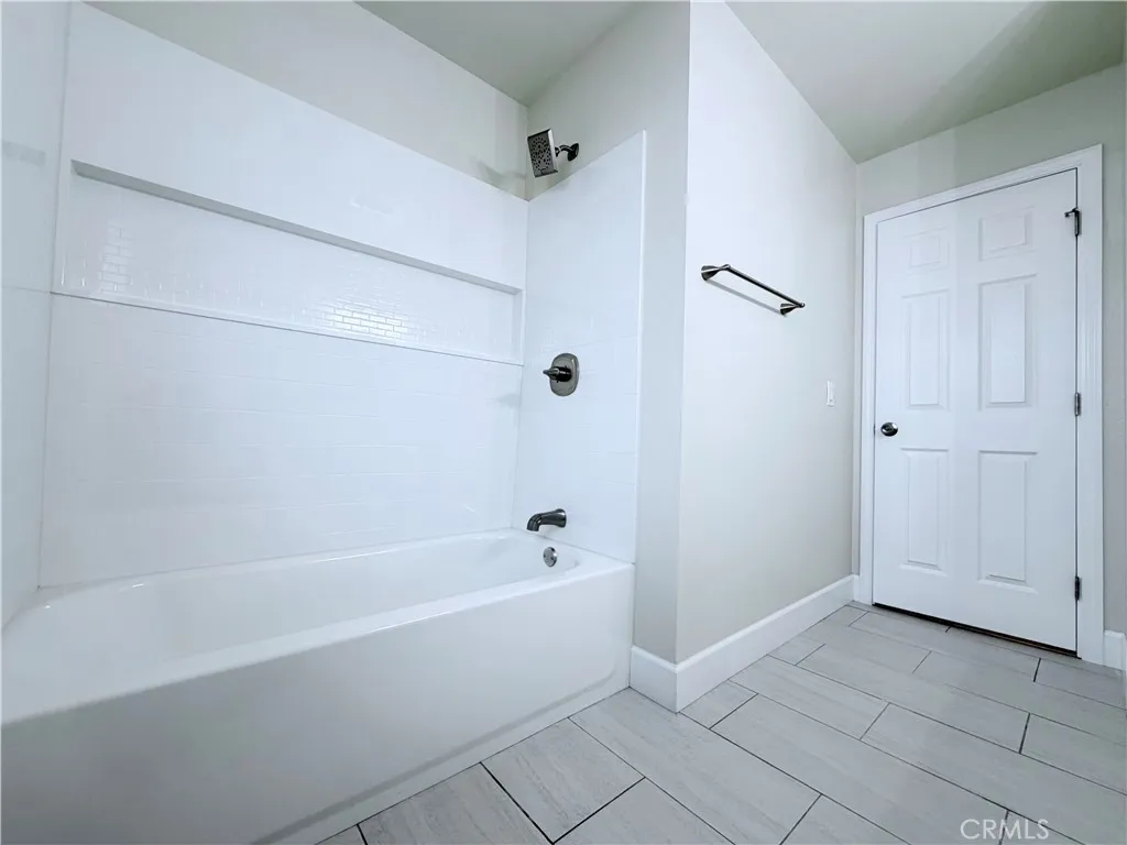 2142 Bennington Court, Merced, California 95340 home-pic-30