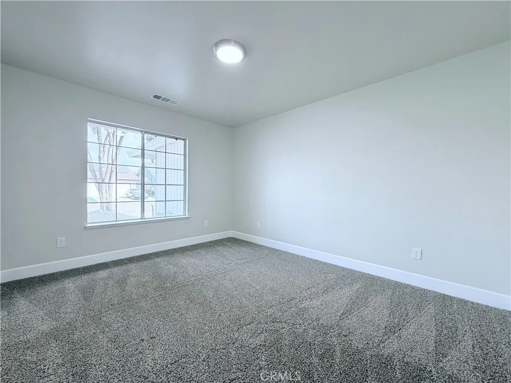 2142 Bennington Court, Merced, California 95340 home-pic-8