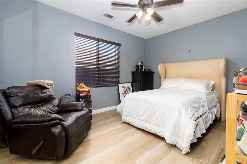 6087 Stampede, Eastvale, California 92880 home-pic-36