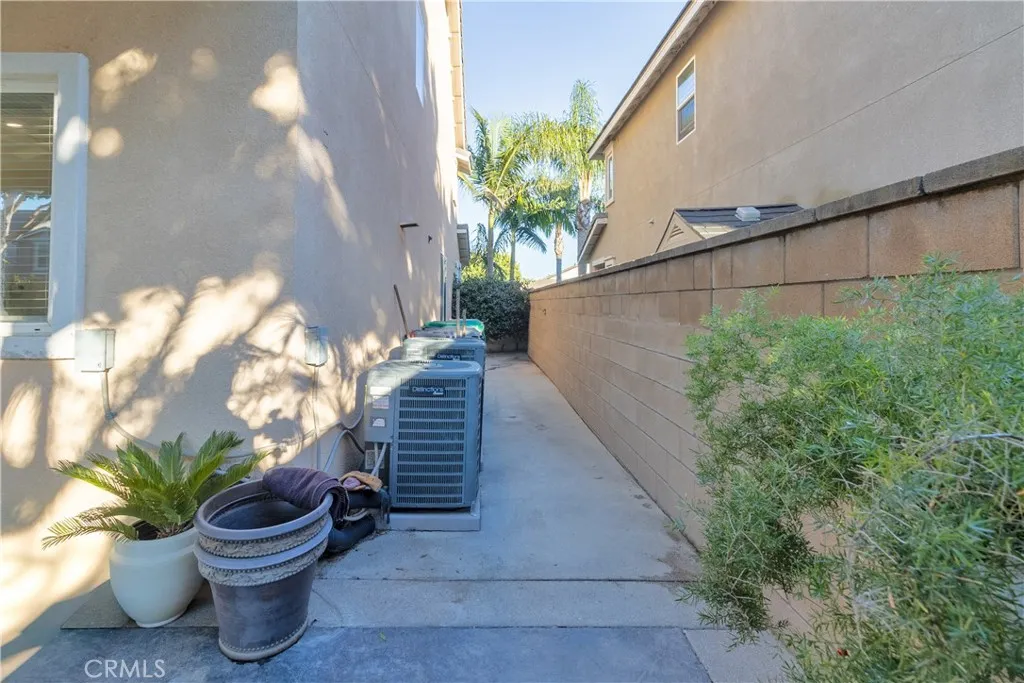 6087 Stampede, Eastvale, California 92880 home-pic-59