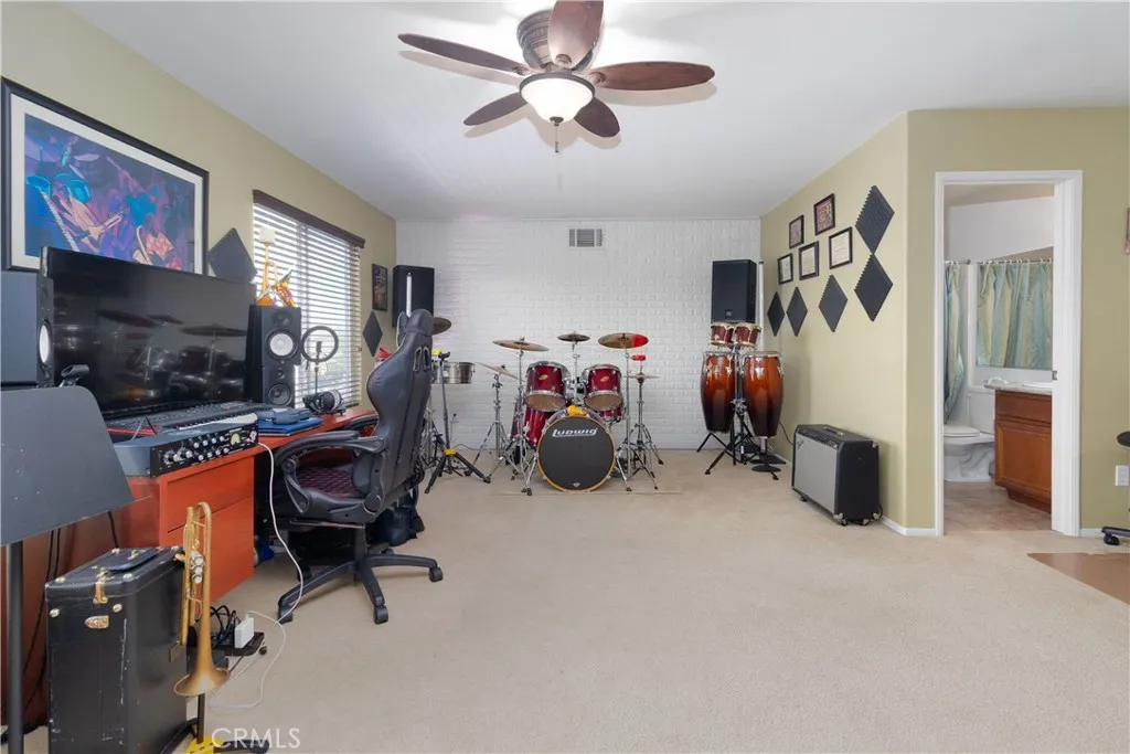 6087 Stampede, Eastvale, California 92880 home-pic-44