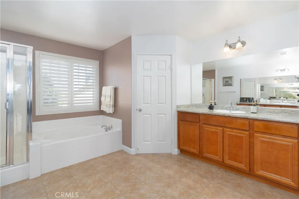 6087 Stampede, Eastvale, California 92880 home-pic-29