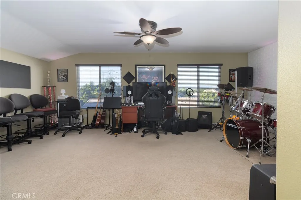 6087 Stampede, Eastvale, California 92880 home-pic-45