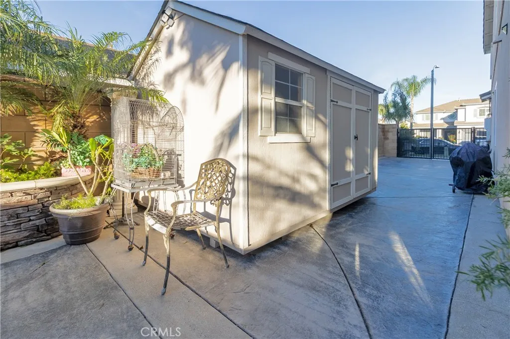 6087 Stampede, Eastvale, California 92880 home-pic-58