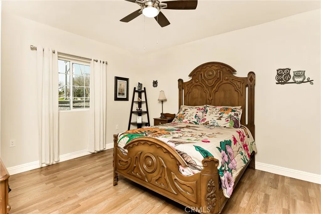 193 N Maple Avenue, Fontana, California 92335 home-pic-12