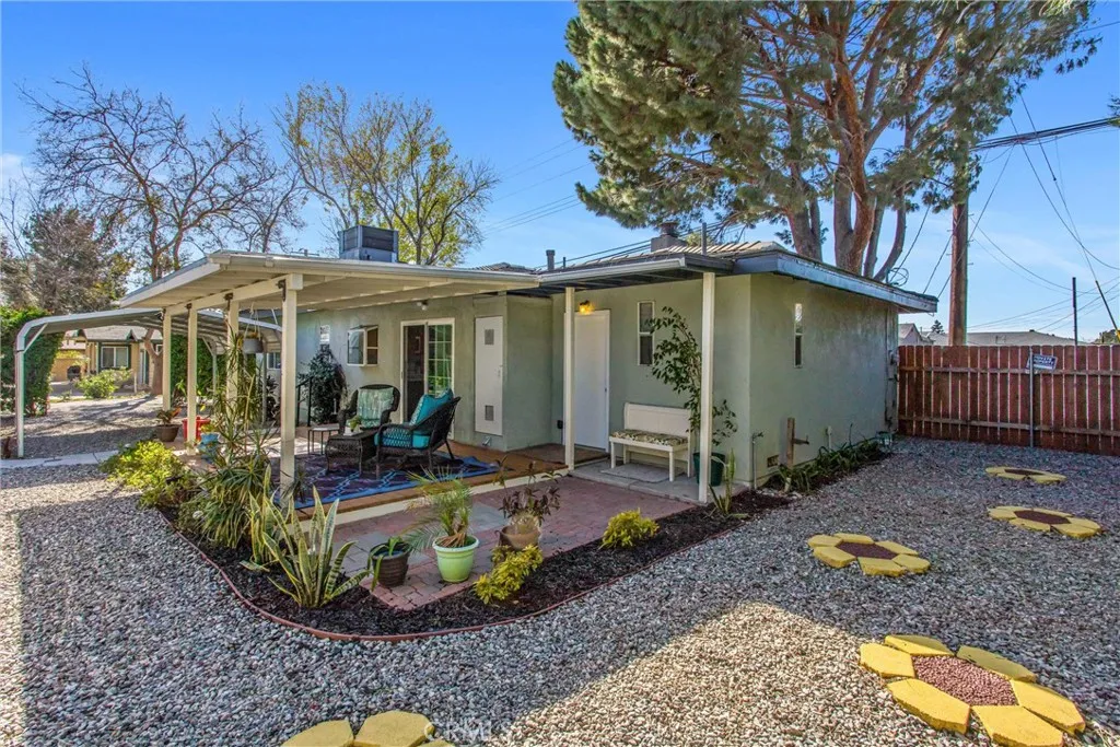 193 N Maple Avenue, Fontana, California 92335 home-pic-15