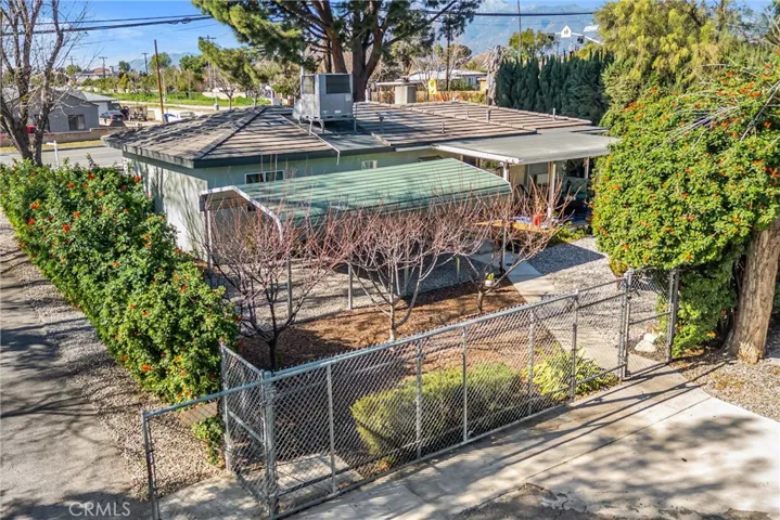Front House with private yard