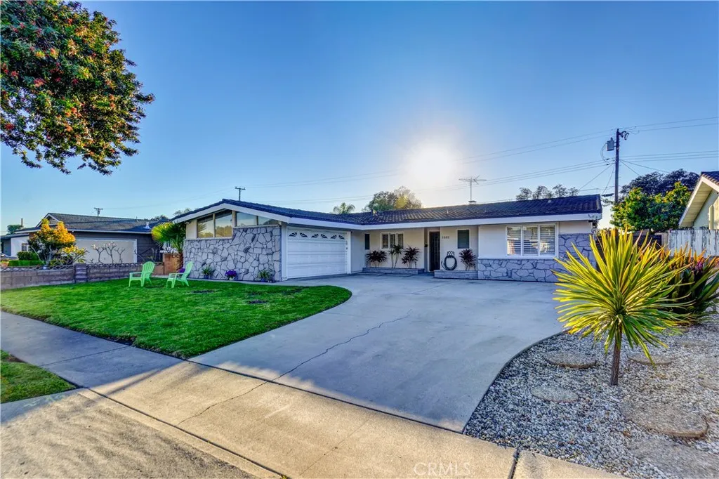 1501 S Royer, Fullerton, California 92833 home-pic-1