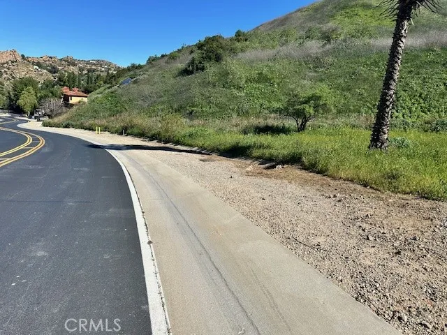 310 Bell Canyon, West Hills, California 91307