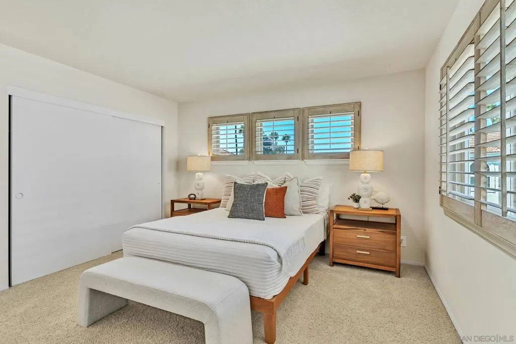 57 Tunapuna Ln, Coronado, California 92118 home-pic-41