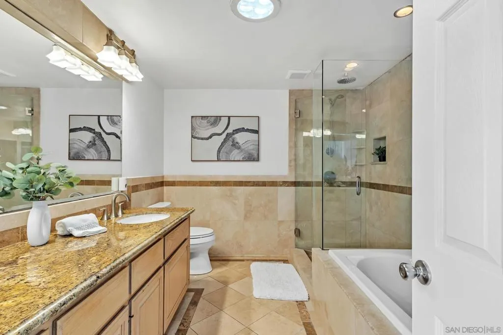 57 Tunapuna Ln, Coronado, California 92118 home-pic-39