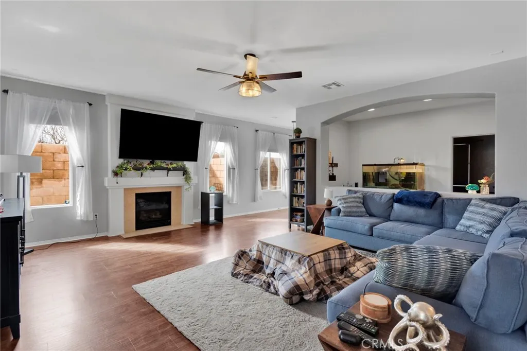 9301 Creosote, Hesperia, California 92344 home-pic-22