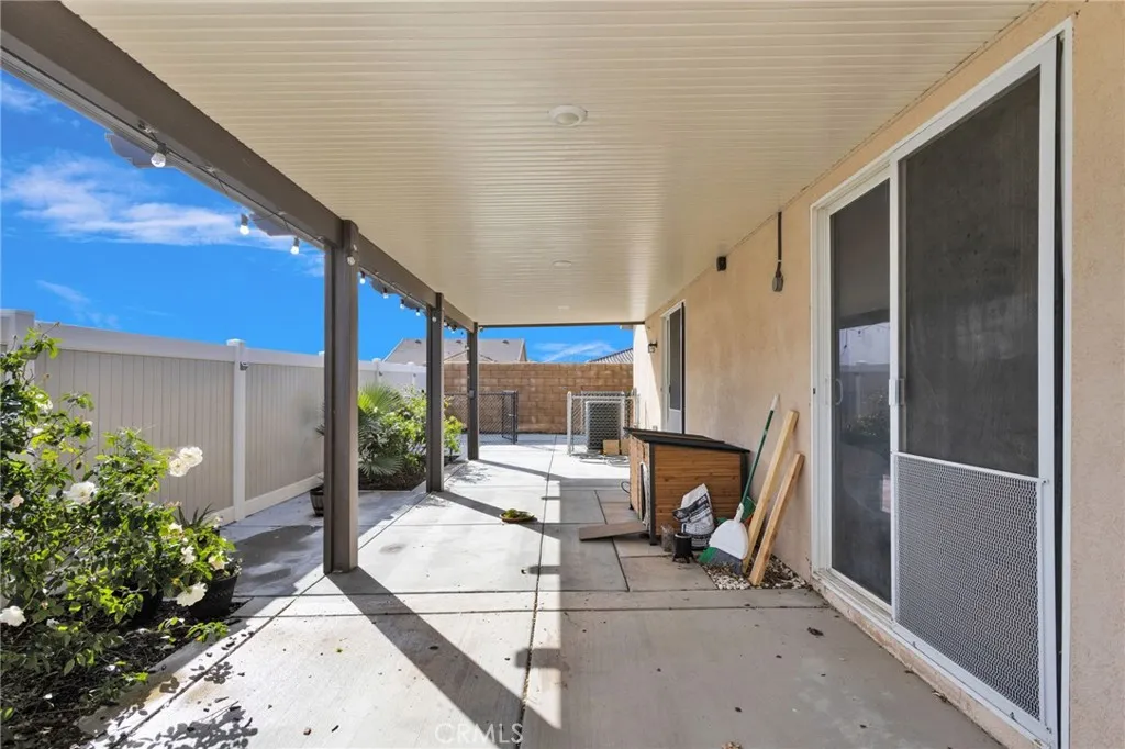 9301 Creosote, Hesperia, California 92344 home-pic-33