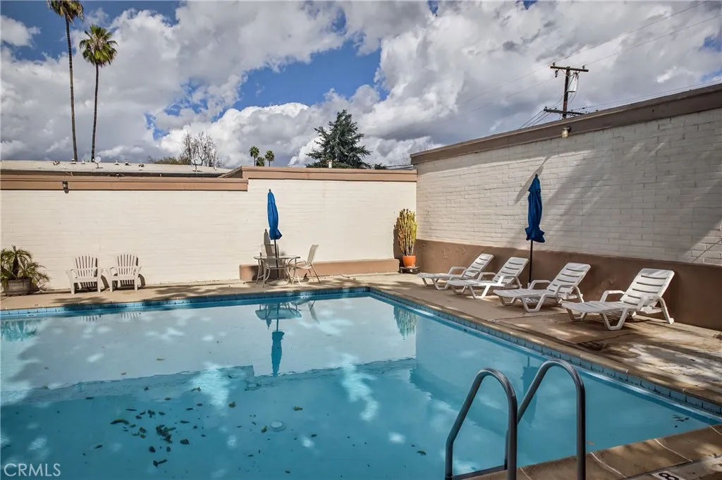 48 N Center Street 48, Redlands, California 92373 home-pic-17