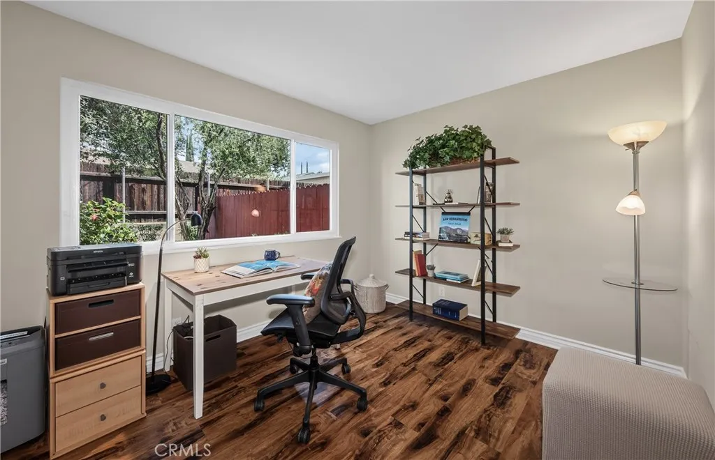 48 N Center Street 48, Redlands, California 92373 home-pic-11