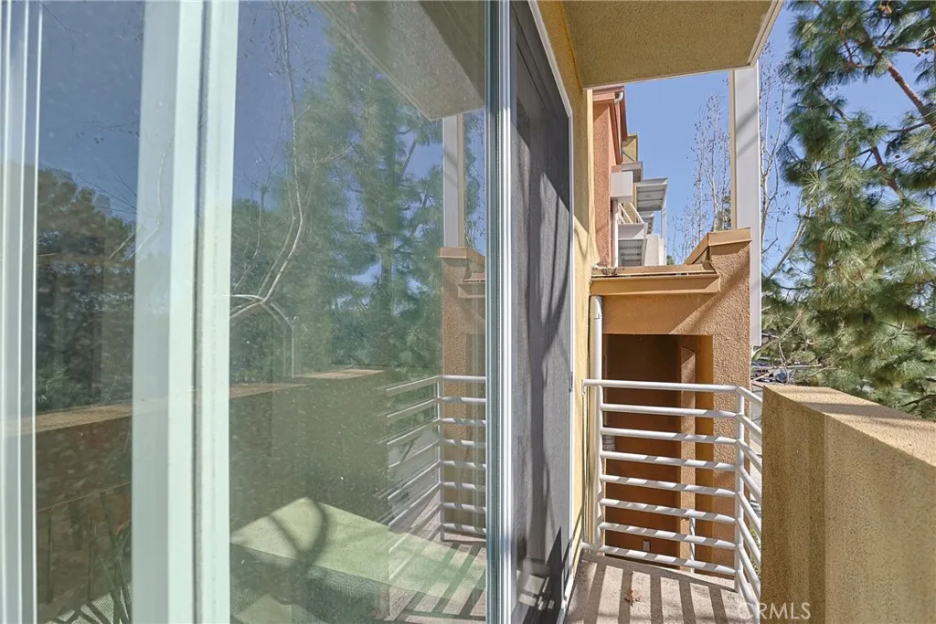 347 E Memory, Santa Ana, California 92705 home-pic-62