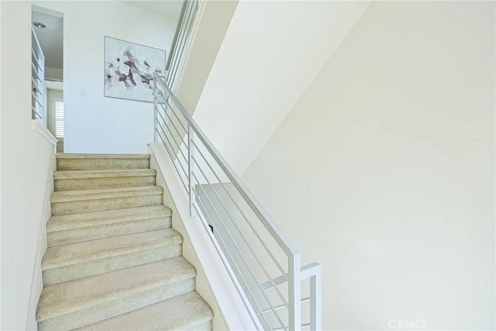 347 E Memory, Santa Ana, California 92705 home-pic-30