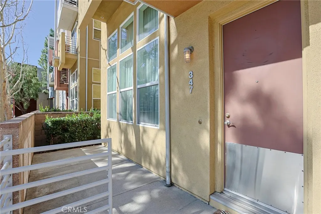 347 E Memory, Santa Ana, California 92705 home-pic-67