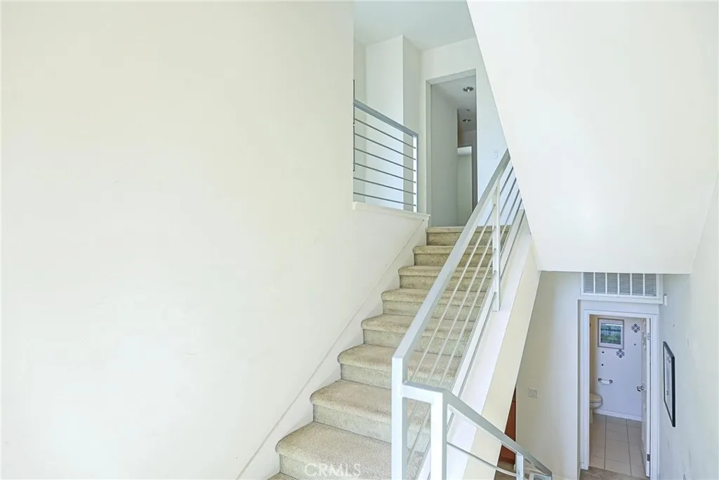 347 E Memory, Santa Ana, California 92705 home-pic-29