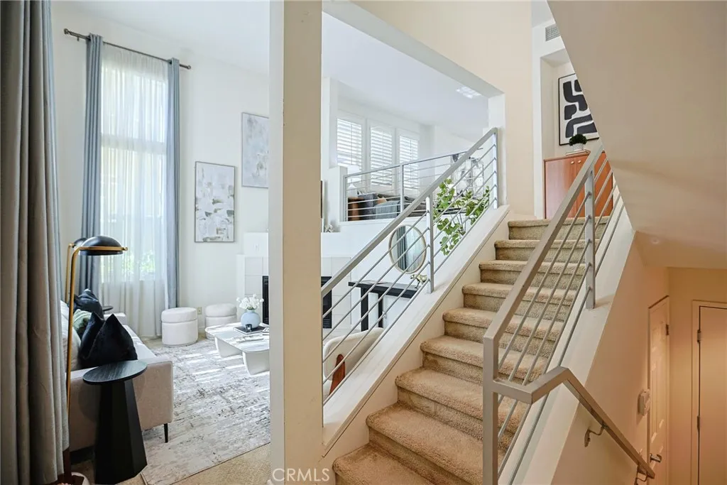 347 E Memory, Santa Ana, California 92705 home-pic-8