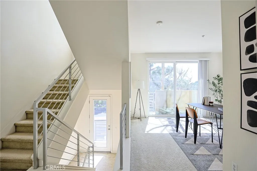 347 E Memory, Santa Ana, California 92705 home-pic-43