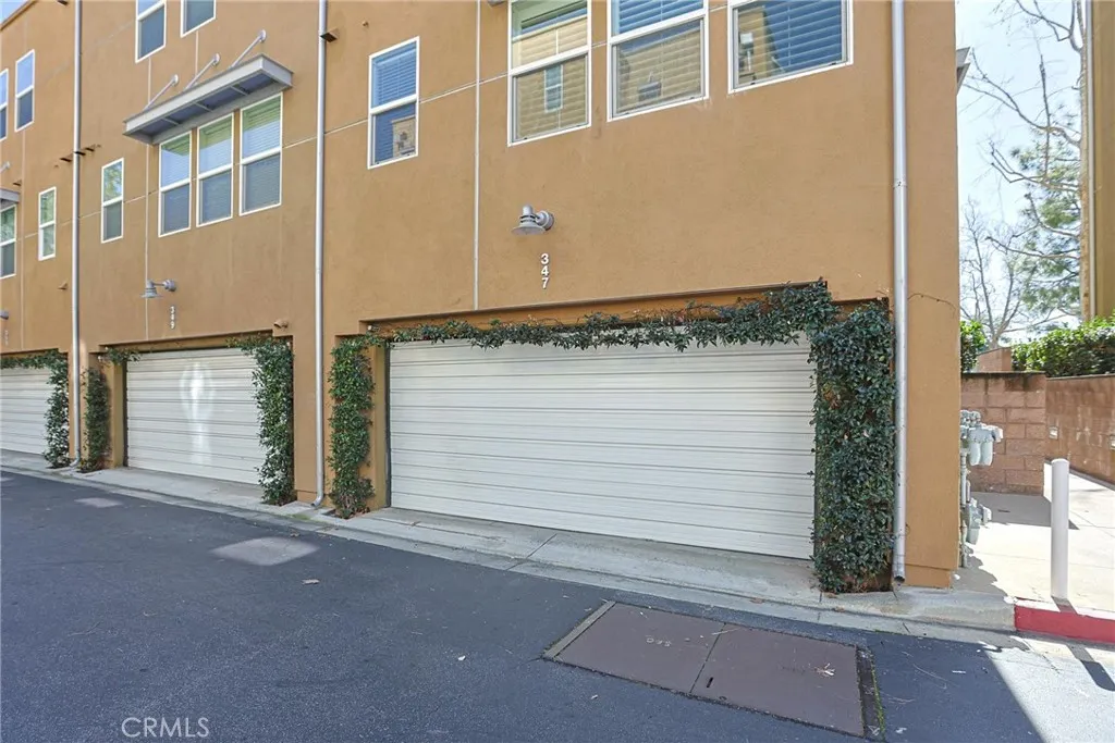 347 E Memory, Santa Ana, California 92705 home-pic-70