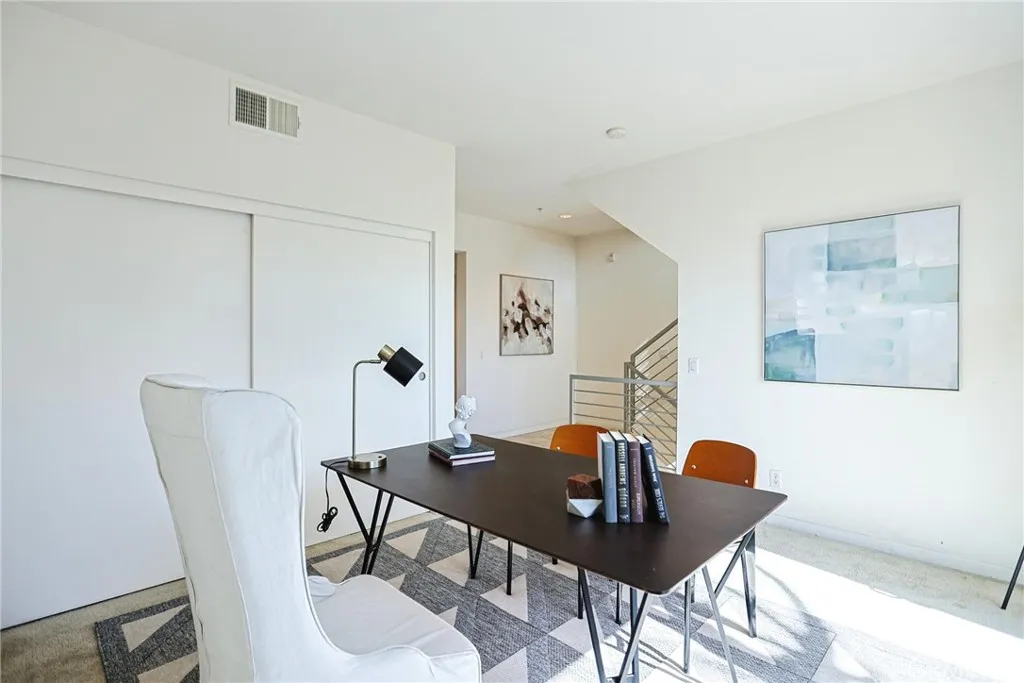 347 E Memory, Santa Ana, California 92705 home-pic-32