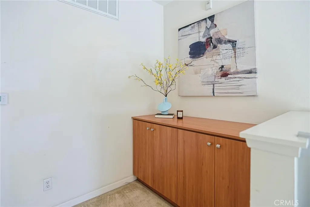 347 E Memory, Santa Ana, California 92705 home-pic-46