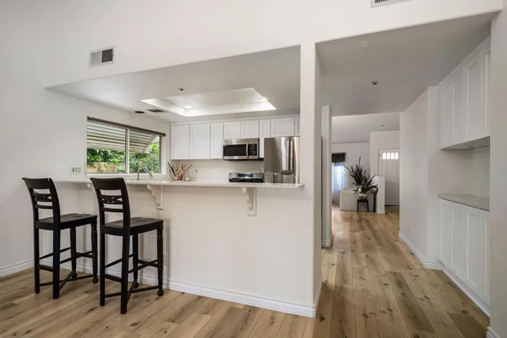 Breakfast Bar